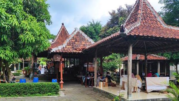Kampung Batik Giriloyo Yogyakarta.