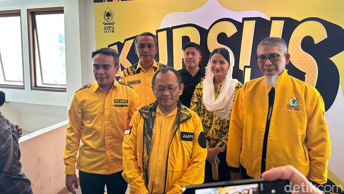Ketua DPD Golkar Jatim Sarmuji