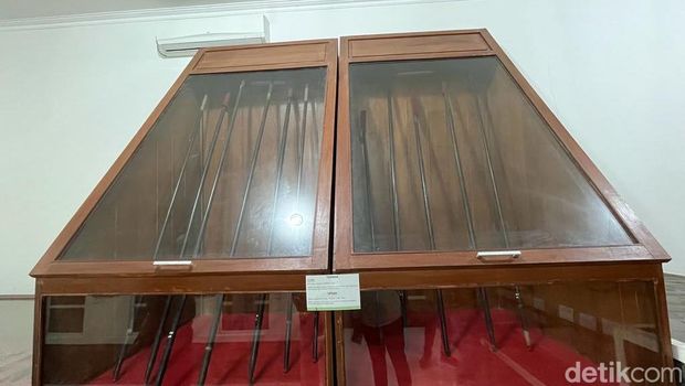 Koleksi tombak Pangeran Diponegoro di Museum Diponegoro Jogja. Foto diambil Senin (25/9/2023).