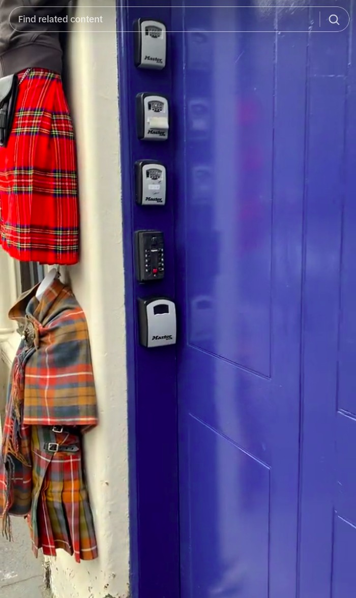 Kotak kunci Airbnb di Edinburgh