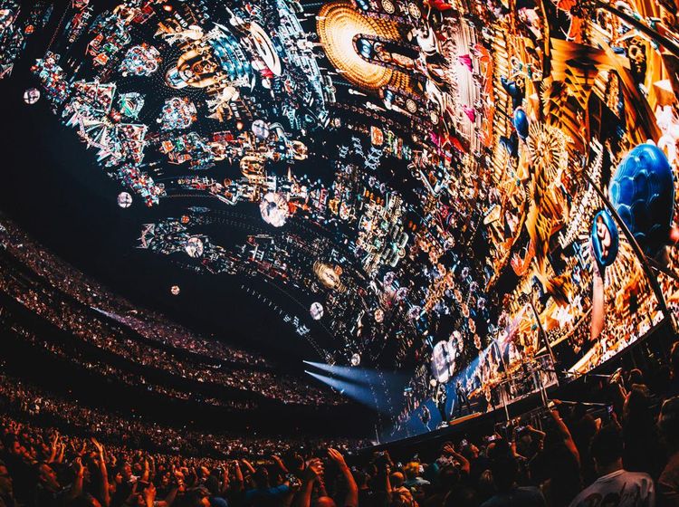 Megahnya Konser U2 di Sphere Las Vegas