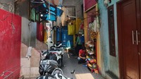 Gang Venus terletak di Kelurahan Jembatan Besi, Kecamatan Tambora, Jakarta Barat.  