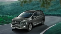 Xpander Cross Outdoor Edition hadir dengan warna khas bernama Green Bronze Metallic. Warna ini tidak tersedia di Xpander Cross lainnya karena hanya ekslusif untuk Outdoor Edition. Foto: Dok. Mitsubishi Filipina
