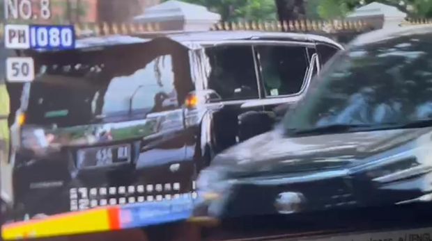 Mobil F 414 RI milik SBY ke Istana Bogor. (dok. repro).