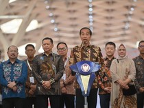 Utang Kereta Cepat Jakarta-Bandung Dijamin APBN, Jokowi Bilang Gini