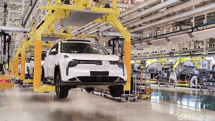 Pabrik mobil listrik neta di China