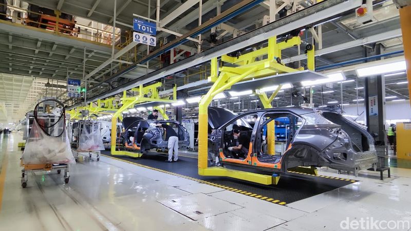 Pabrik mobil listrik Neta di Tongxiang, China.