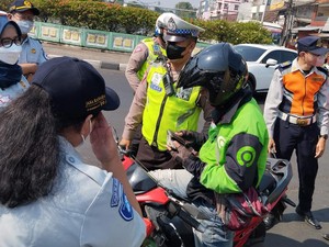 1.969 Pelanggar Terjaring Operasi Zebra di Jaksel, Terbanyak Parkir Liar