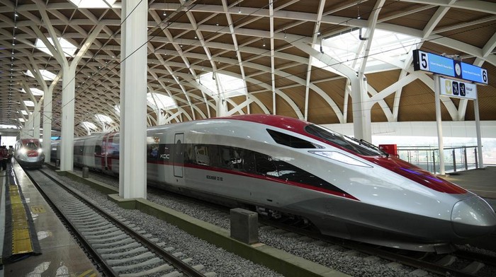 High-speed train is parked during the opening ceremony for launching Southeast Asias first high-speed railway at Halim station in Jakarta, Indonesia, Monday, Oct. 2, 2023. Indonesian President Joko Widodo launched Southeast Asias first high-speed railway that will start its commercial operations on Monday, a key project under Chinas Belt and Road infrastructure initiative that will cut travel time between two cities from the current three hours to about 40 minutes. (AP Photo/Achmad Ibrahim)