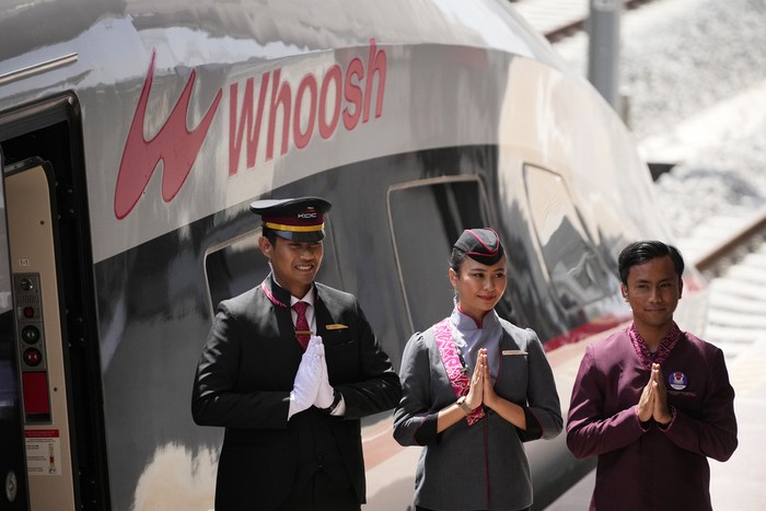 High-speed train is parked during the opening ceremony for launching Southeast Asias first high-speed railway at Halim station in Jakarta, Indonesia, Monday, Oct. 2, 2023. Indonesian President Joko Widodo launched Southeast Asias first high-speed railway that will start its commercial operations on Monday, a key project under Chinas Belt and Road infrastructure initiative that will cut travel time between two cities from the current three hours to about 40 minutes. (AP Photo/Achmad Ibrahim)