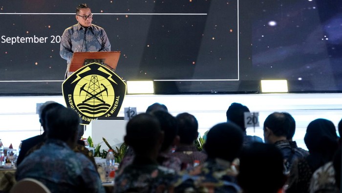 Perusahaan Ini Diganjar Penghargaan Pengelola Pertambangan yang Baik Direktorat Jenderal Mineral dan Batubara, Kementerian Energi dan Sumber Daya Mineral memberikan penghargaan pada perusahaan pertambangan yang baik.