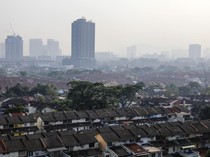 Malaysia Salahkan RI soal Polusi, Ini Potret Gedung Kuala Lumpur Tertutup Asap