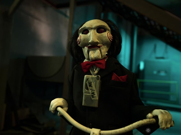 Cuplikan adegan dalam film Saw X (2023).