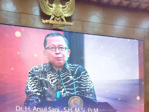 Arsul Sani Raih Penghargaan Legislator Peduli Hukum dan HAM