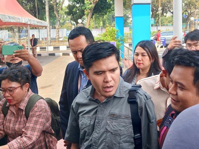 Zainul Arifin, pengacara dan pelapor artis RK terkait dua video porno.