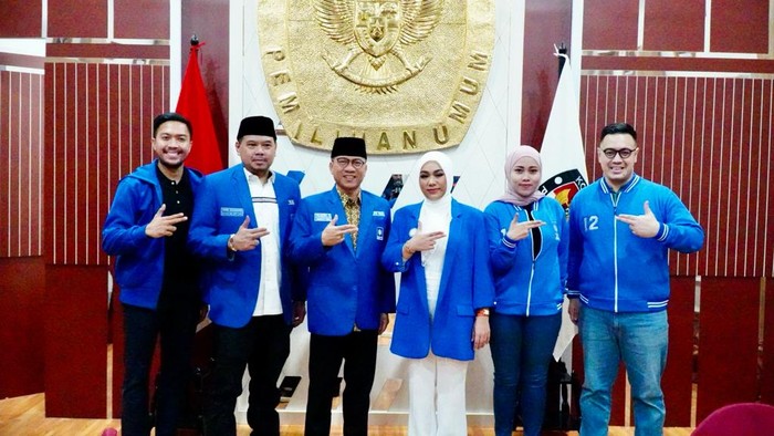 Banyak Artis Jadi Caleg, PAN Adakan Sekolah Politik Persiapkan Kompetensi