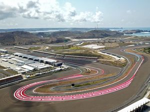 MotoGP Mandalika Dibayangi Cacar Monyet dan Sewa Hotel Mahal