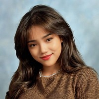 Fujianti Utami alias Fuji bergaya jadul dengan potongan rambut wolfcut di tren AI Yearbook. Gayanya sangat kental nuansa 90-an. Foto: Instagram/@fuji_an