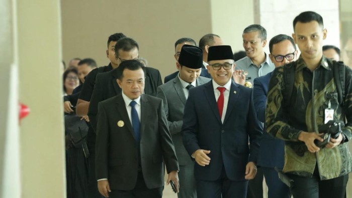 Gubernur Jambi Al Haris di DPR RI.