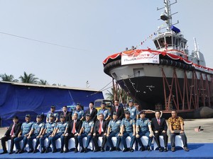 Tug Boat Baru TNI AL Punya Alat Pemadam Api Berdaya Semprot 650 Kubik/Jam