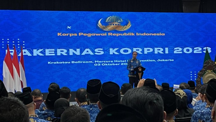 Jokowi saat memberikan sambutan di Rakernas Korpri, Hotel Mercure, Jakarta Utara, Selasa (3/10/2023).