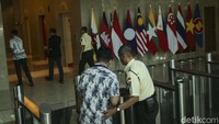 Direktur Penyidikan Jaksa Agung Muda Bidang Tindak Pidana Khusus Kuntadi mengatakan penggeledahan dilakukan penyidik usai resmi menaikkan kasus tersebut ke tahap penyidikan.  