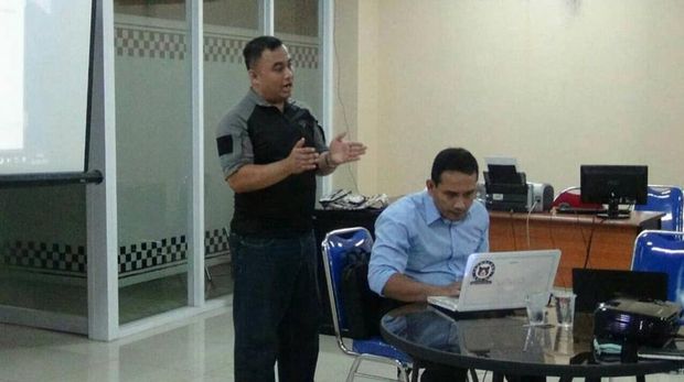 Letkol Laut (P) Ario Sasongko, peraih penghargaan kemanusian dari PBB