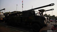 Peringatan HUT ke-78 TNI 2023 ini akan diusung tema TNI Patriot NKRI: Pengawal Demokrasi untuk Indonesia Maju.  