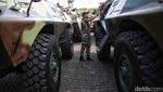 Melihat Gladi Bersih Upacara HUT TNI di Monas