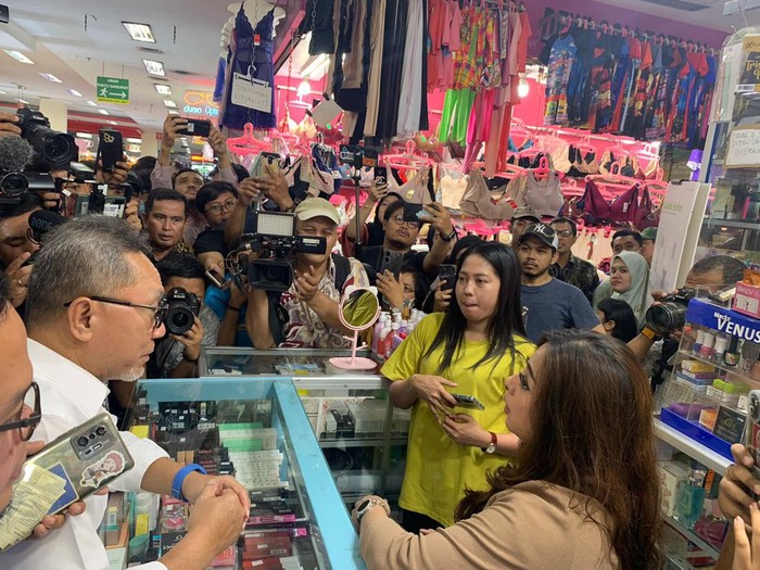 Mendag Zulkifli Hasan mengunjungi PGC, di Jakarta Timur