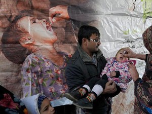 Anak Tak Divaksin Polio, Orang Tua di Pakistan Bisa Dipenjara-Didenda