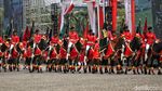 Potret Parade Alutsista dan Defile Pasukan di Gladi Bersih HUT TNI