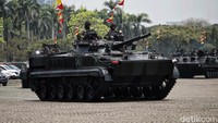 TNI menggelar gladi bersih perayaan HUT ke-78 di Monas, Jakarta, Selasa (3/10/2023).  