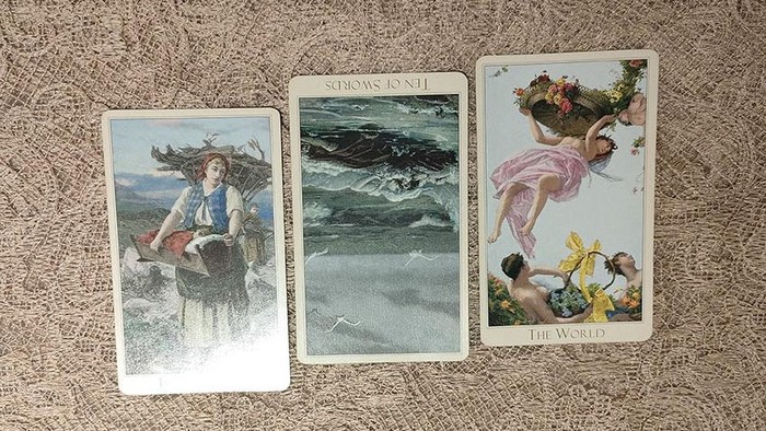 Pembacaan Kartu Tarot Handri Pembacaan Kartu Tarot Handri.