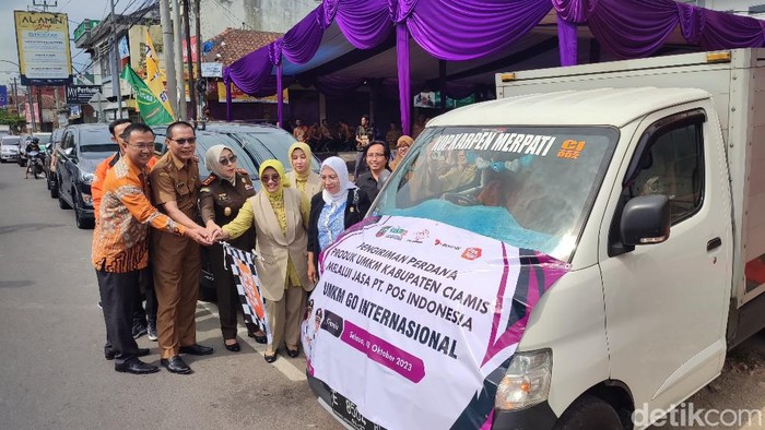 Peresmian Gerai UMKM Ciamis untuk memberikan pelayanan kepada para pelaku UMKM di Ciamis.