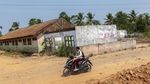 Potret Sekolah Dasar Terdampak Tol Serang-Panimbang