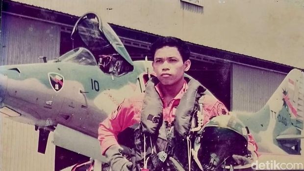 Wahyudi Sumarwoto saat aktif sebagai Pilot Tempur 2.