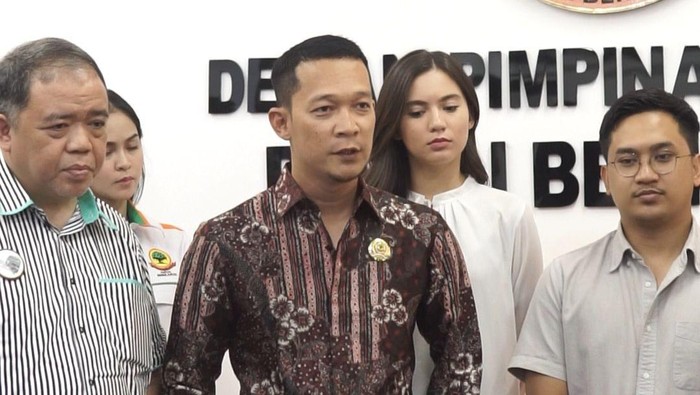 Sekjen Partai Berkarya Fauzan Rachmansyah dan Ketua umum poros ganjaran (Porgan) Indonesia Muslim Sumardiono (Dwi-detik)