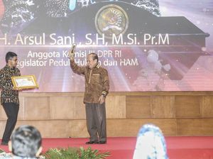 Wakil Ketua MPR RI Raih Penghargaan KWP Award 2023