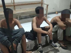 4 Gangster Mabuk dan Bawa Celurit di Kota Kediri Ditangkap Warga