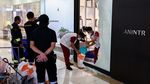 Bagian Mal Siam Paragon yang Rusak Akibat Penembakan Mulai Diperbaiki
