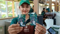 Hingga akhir Agustus 2023 Bank Mandiri telah menerbitkan lebih dari 33 juta kartu e-Money yang tersebar di seluruh Indonesia. 