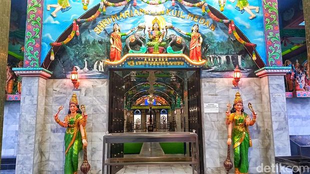Gerbang kuil Shri Mariamman di Medan. (Farid Achyadi Siregar/detikSumut)