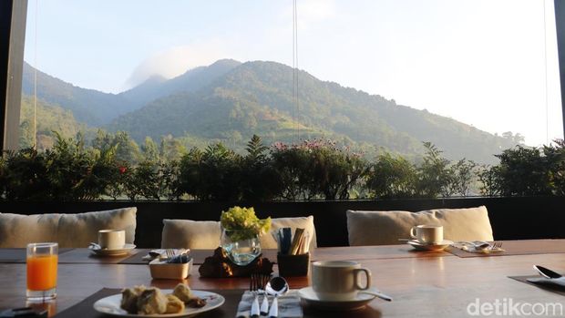 Grand Aston Puncak Hotel & Resort