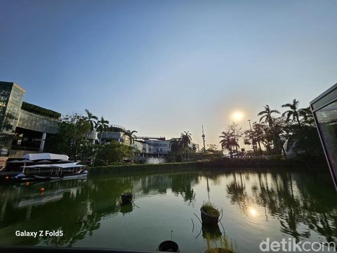 Hasil foto Samsung Galaxy Z Fold 5