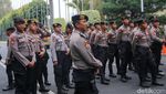 Hotel Sultan Dipasangi Spanduk, Pontjo Sutowo Diminta Segera Angkat Kaki