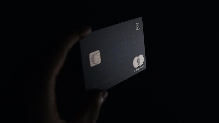 Ilustrasi kartu kredit yang berjuluk black card