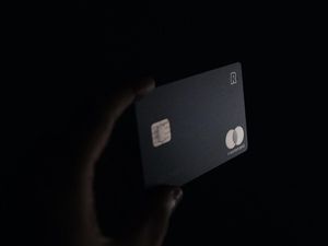 Bukan Sembarang Orang, Ini Dia Para Pemilik Black Card, Ada dari RI