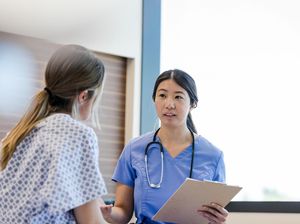 11 Pekerjaan dengan Gaji Tinggi untuk Wanita, dari Dokter hingga Manajer HR
