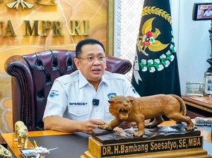 Bamsoet Ajak Mahasiswa Berpikir Kritis untuk Atasi Tantangan Bangsa
